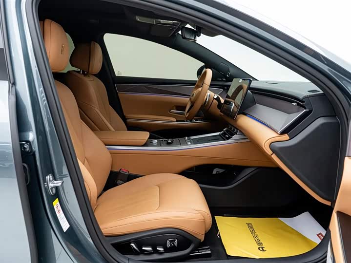 Фото 7 - BYD Han L