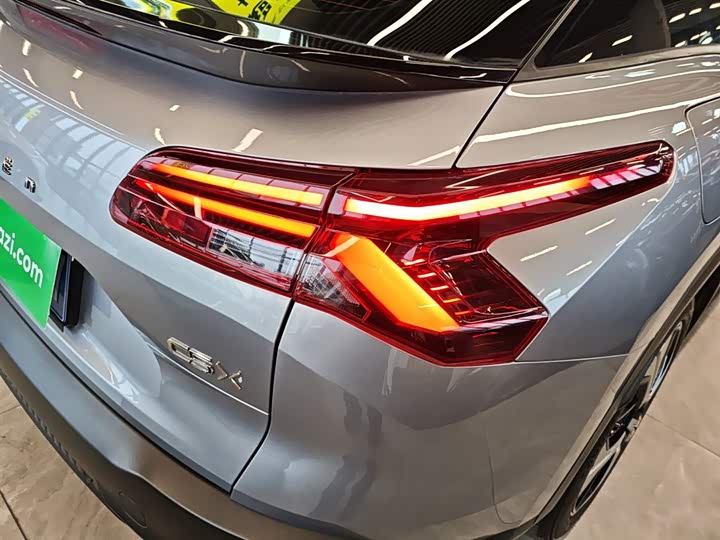 Фото 8 - Citroen C5 X