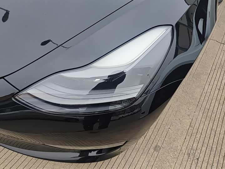Фото 5 - Tesla Model 3