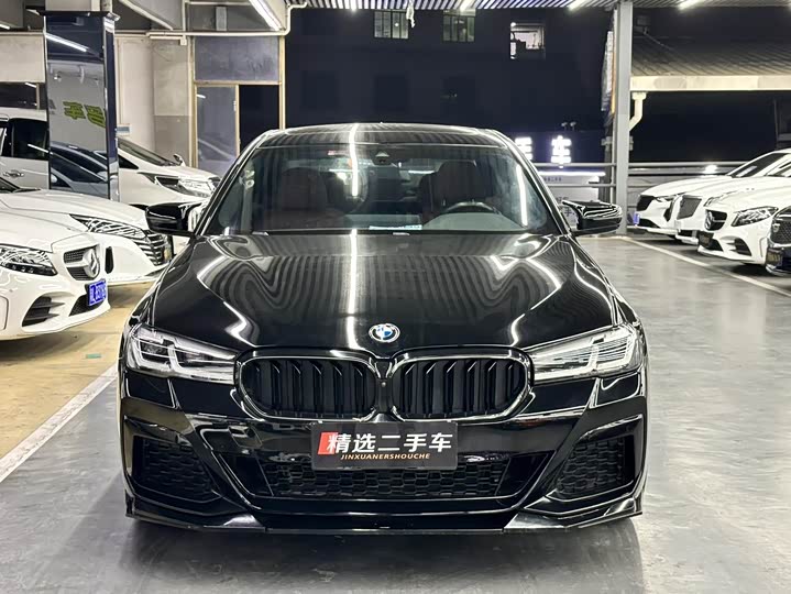 Фото 2 - BMW 5 Series