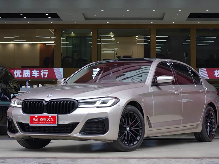 Фото 1 - BMW 5 Series