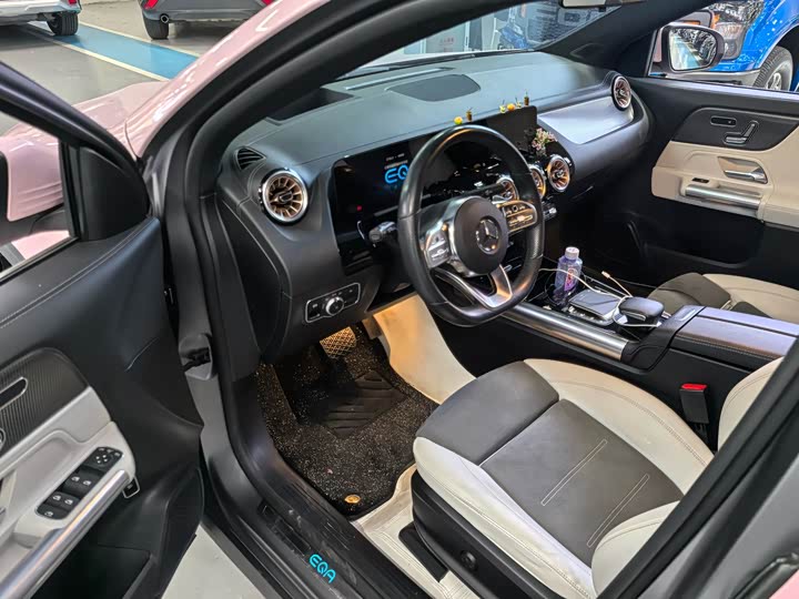 Фото 5 - Mercedes-Benz EQA