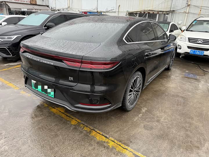 Фото 2 - BYD Han