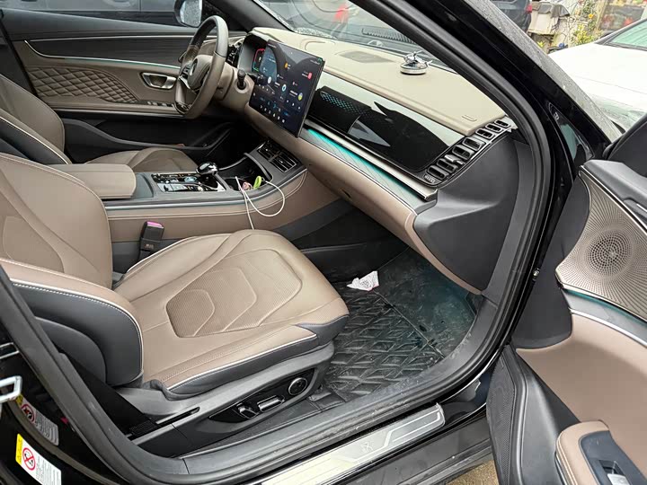 Фото 5 - BYD Han