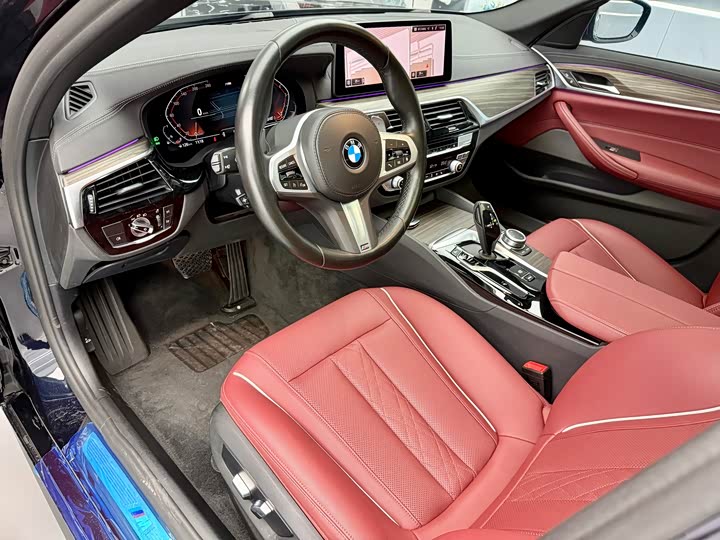 Фото 6 - BMW 5 Series