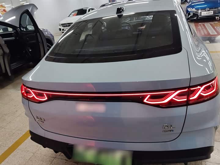 Фото 6 - BYD Qin L