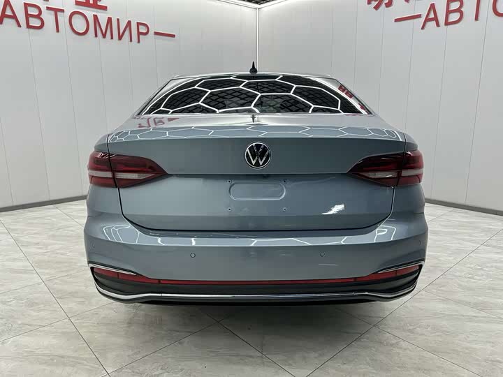 Фото 9 - Volkswagen Lavida