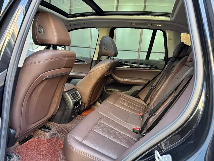 Фото 7 - BMW iX3