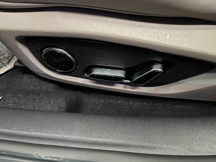 Фото 9 - BYD Han