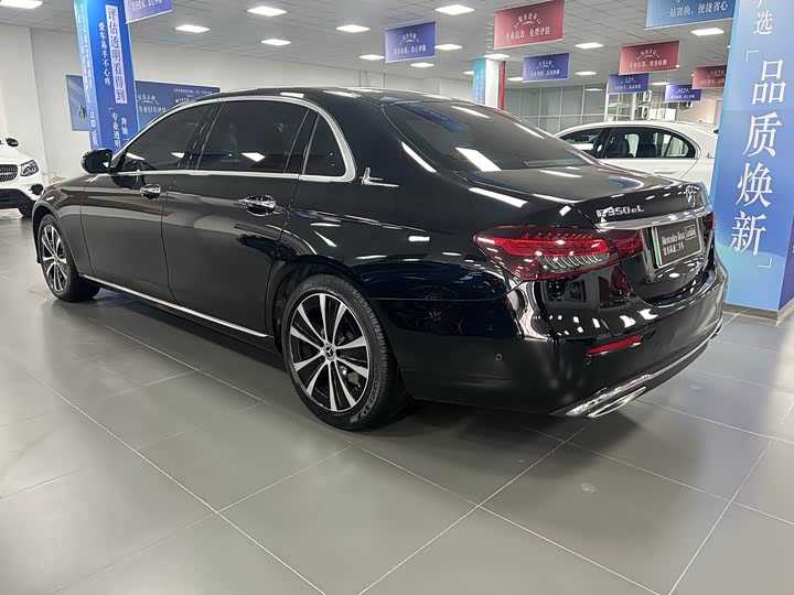 Фото 8 - Mercedes-Benz E-Class Hybrid