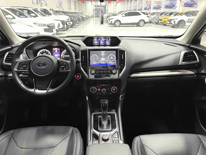 Фото 6 - Subaru Forester