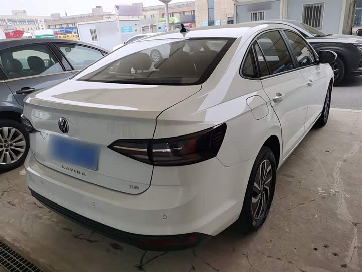 Фото 6 - Volkswagen Lavida