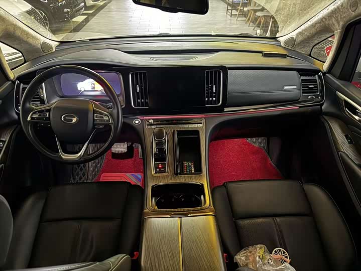 Фото 4 - GAC Trumpchi M8