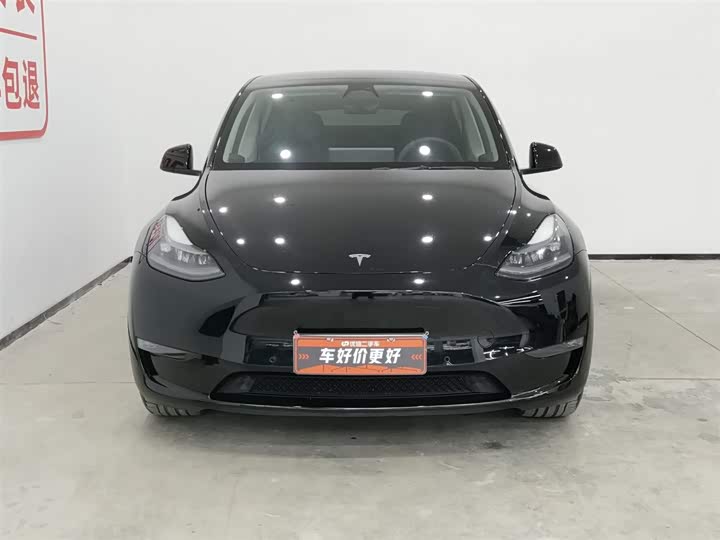 Фото 3 - Tesla Model Y