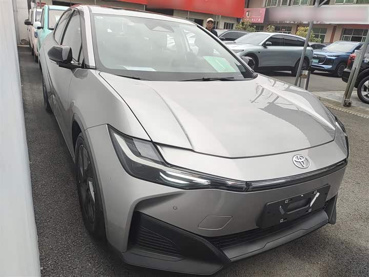 Фото 4 - Toyota bZ3