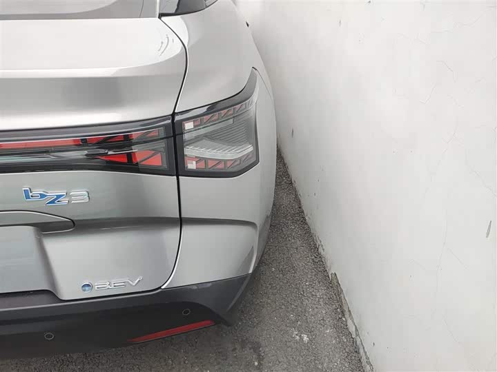 Фото 8 - Toyota bZ3