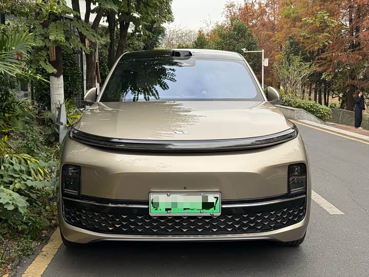 Фото 2 - LiXiang L9