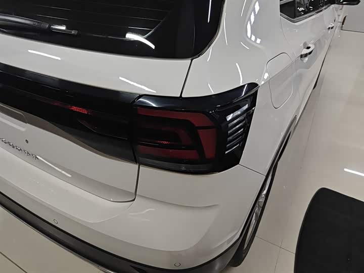 Фото 8 - Volkswagen T-Cross