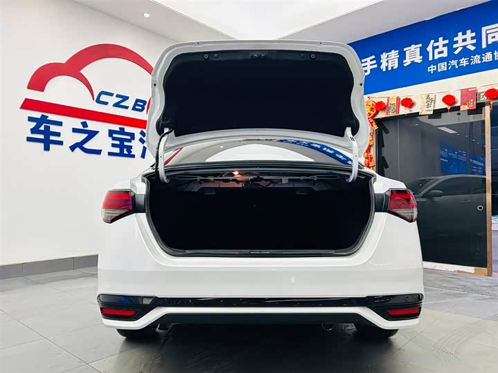 Фото 9 - Nissan Sylphy