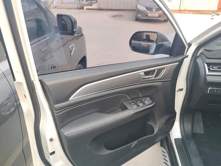 Фото 7 - Haval M6