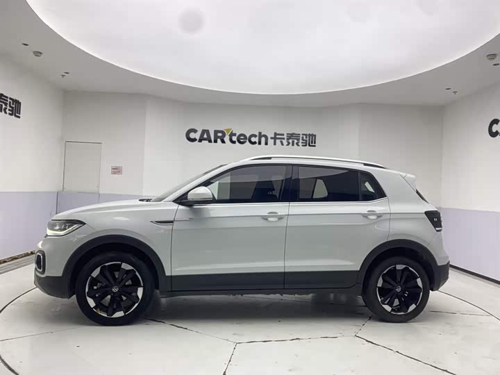 Фото 8 - Volkswagen Tacqua