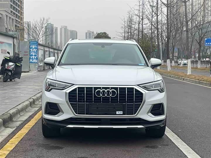 Фото 2 - Audi Q3