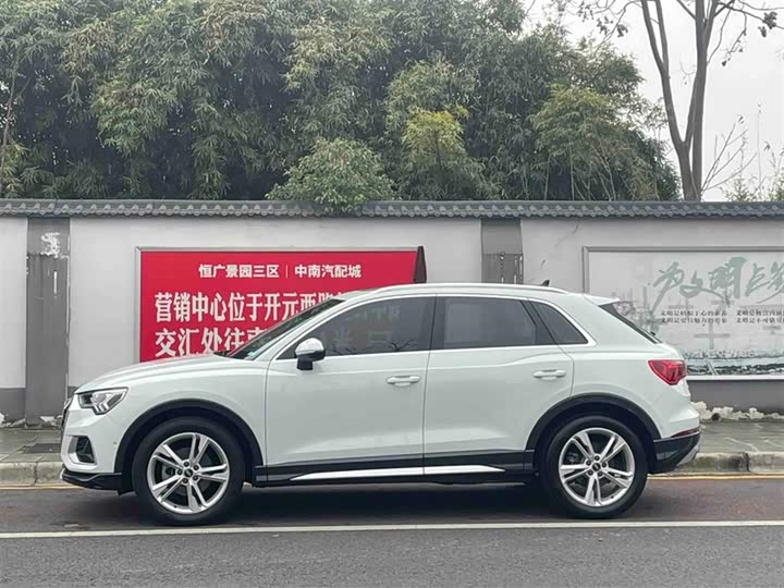 Фото 3 - Audi Q3