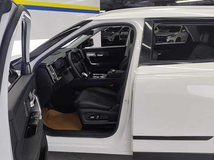 Фото 9 - Chery Jaecoo J7 (Explore 06)