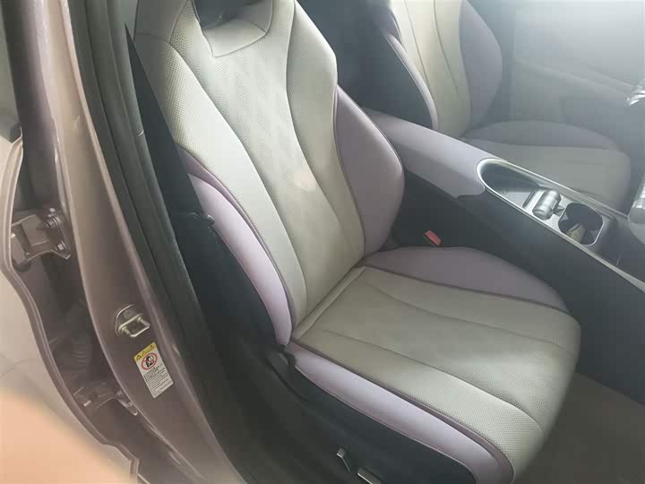 Фото 3 - BYD Dolphin