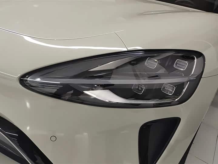 Фото 5 - Xiaomi SU7