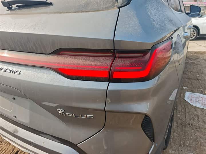 Фото 8 - BYD Song Plus Hybrid/EV