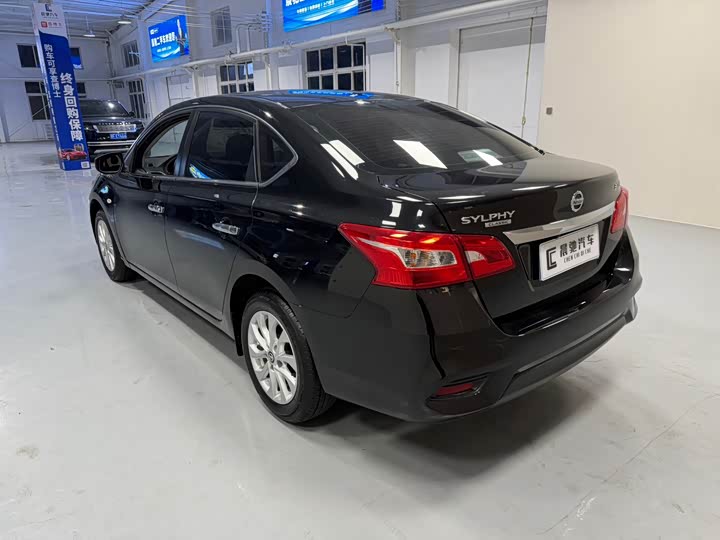 Фото 6 - Nissan Sylphy