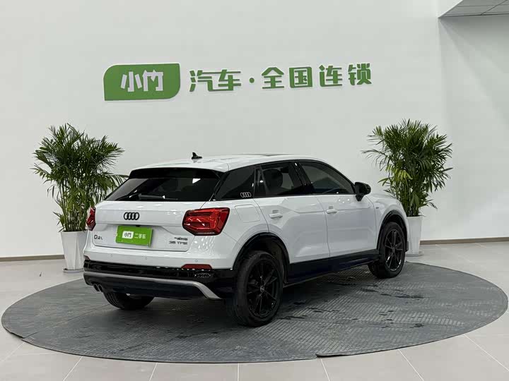 Фото 3 - Audi Q2L