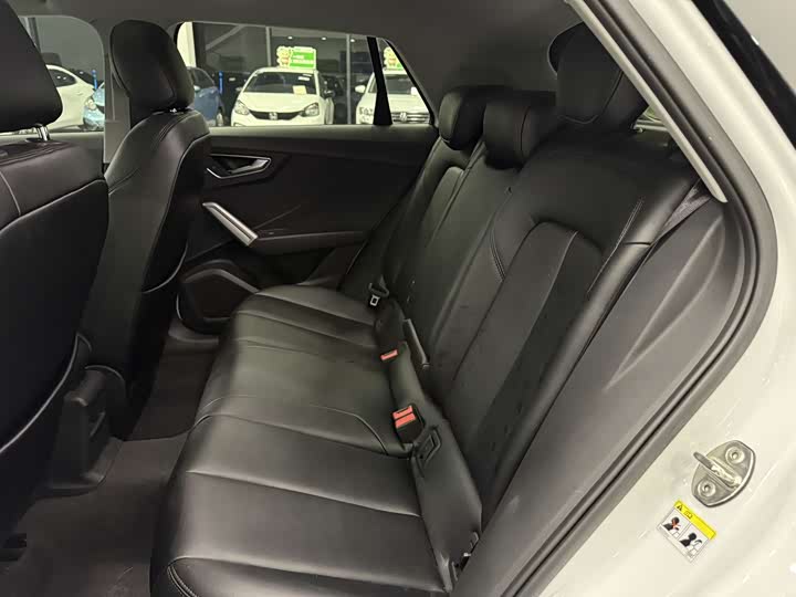 Фото 9 - Audi Q2L