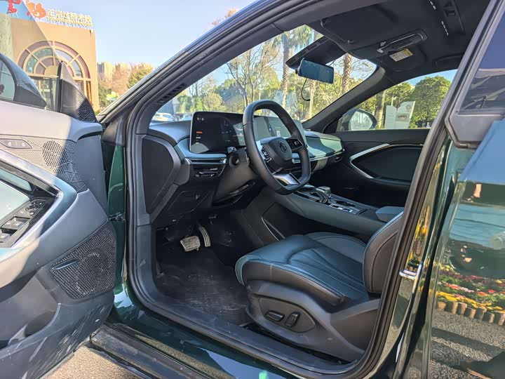 Фото 4 - MG Motor 7