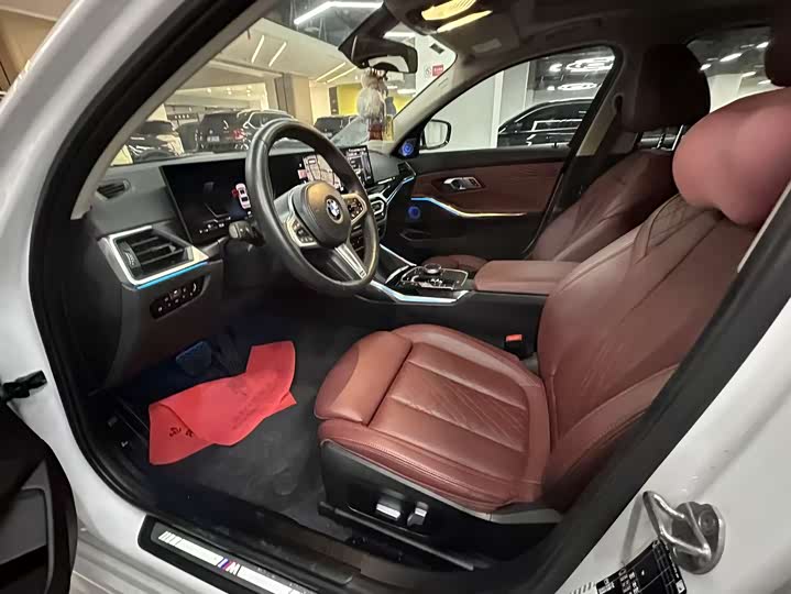 Фото 6 - BMW 3 Series