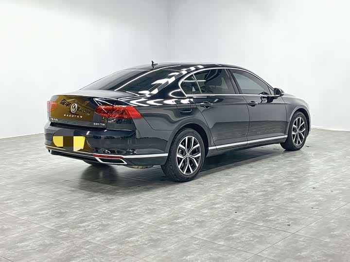 Фото 4 - Volkswagen Magotan