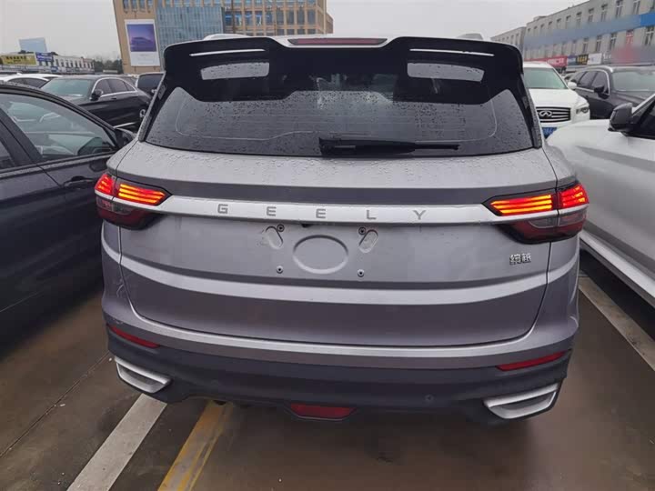 Фото 6 - Geely Coolray