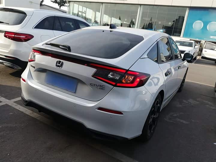 Фото 7 - Honda Civic