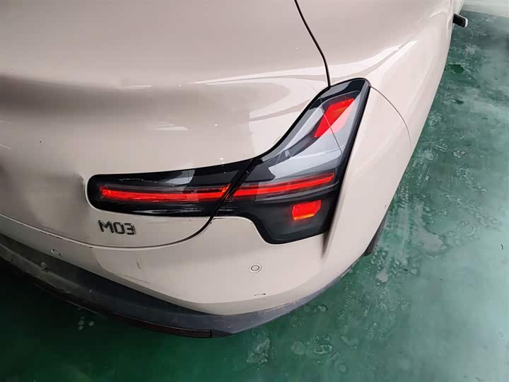 Фото 8 - XPeng Mona M03