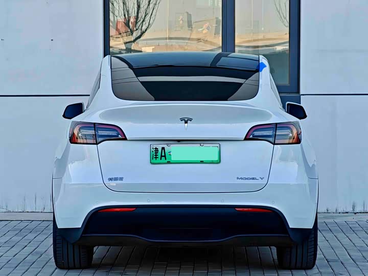Фото 5 - Tesla Model Y