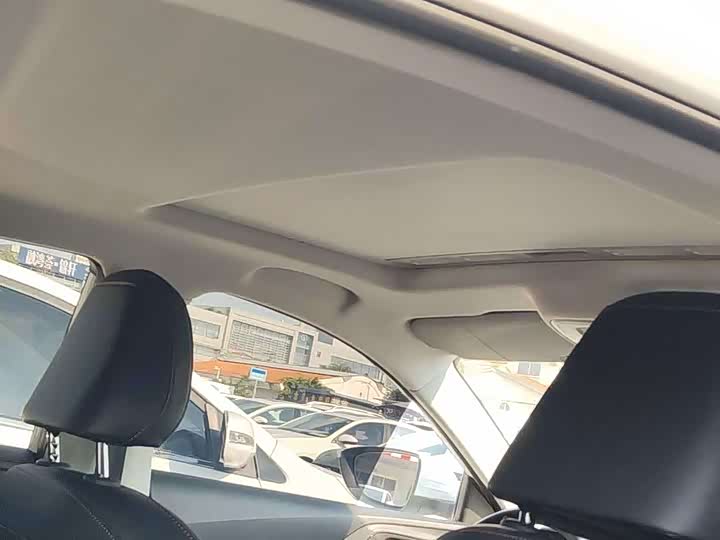 Фото 8 - MG Motor 5