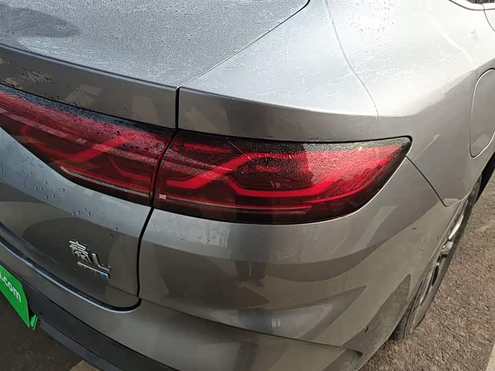 Фото 8 - BYD Qin L