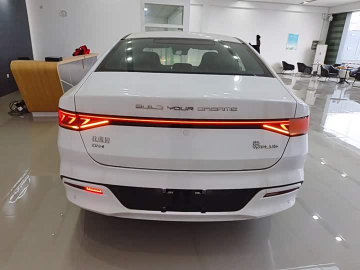 Фото 6 - BYD Qin Plus