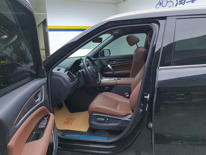 Фото 9 - Honda UR-V