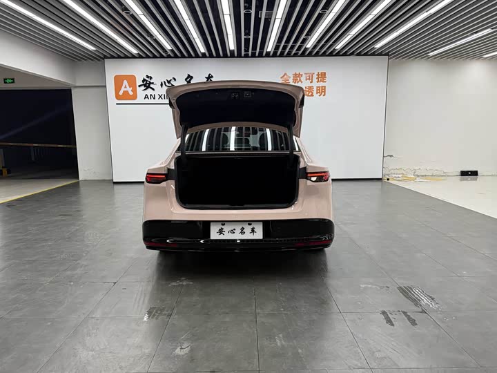 Фото 5 - Nissan N7