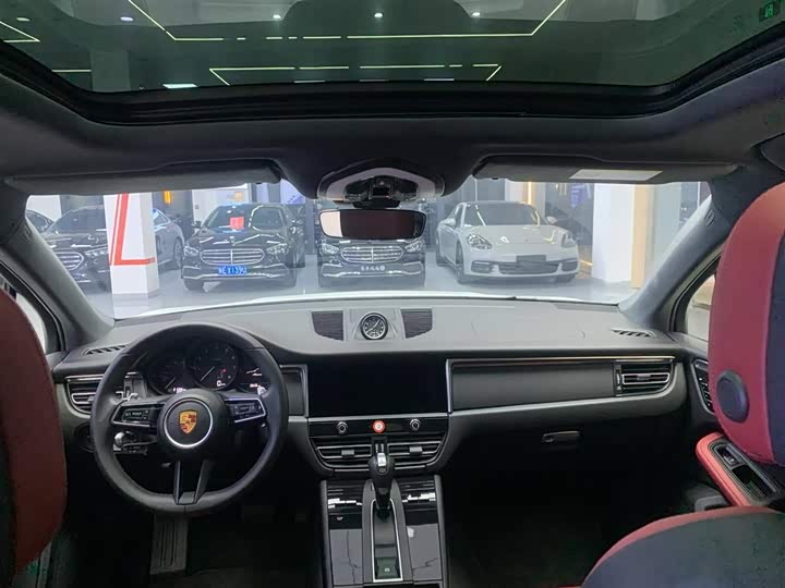 Фото 3 - Porsche Macan