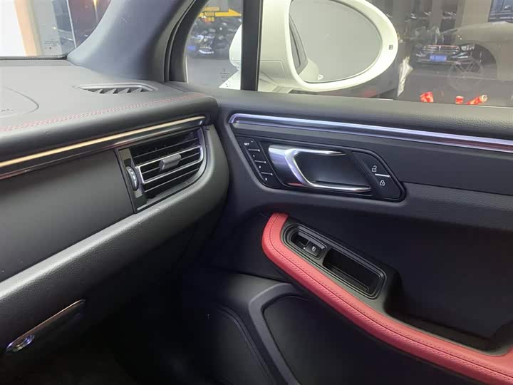 Фото 4 - Porsche Macan