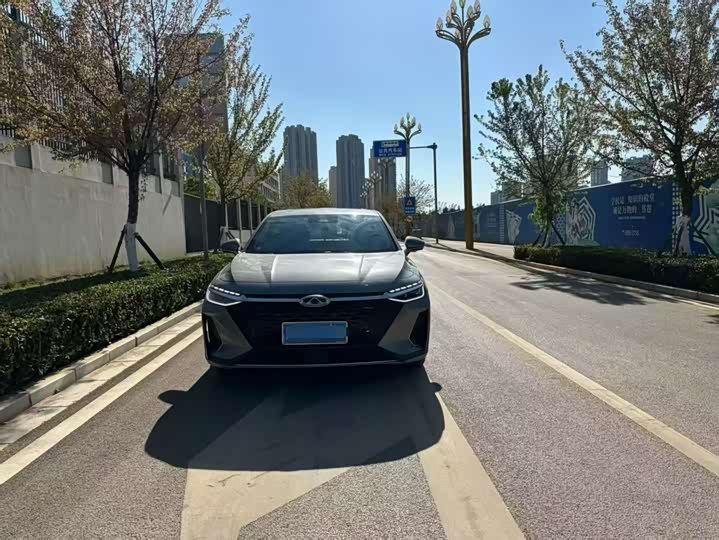 Фото 2 - Chery Arrizo 8