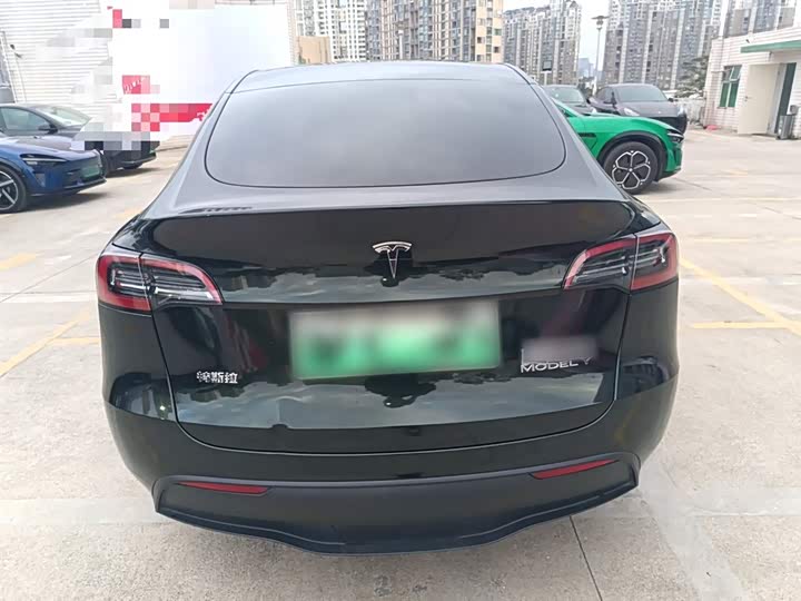 Фото 6 - Tesla Model Y